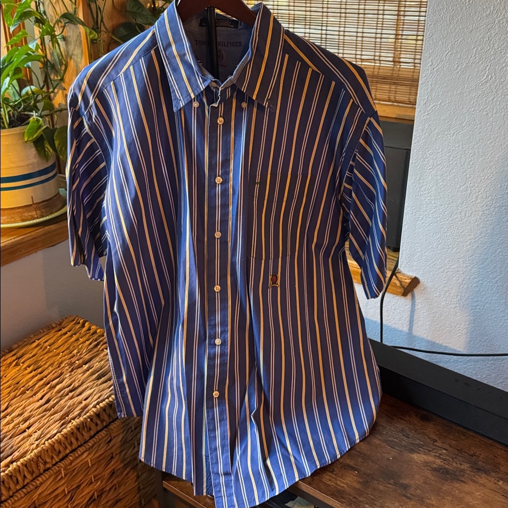 Tommy Hilfiger Striped Gold Logo Blue White Button Down Dress Shirt SZ large